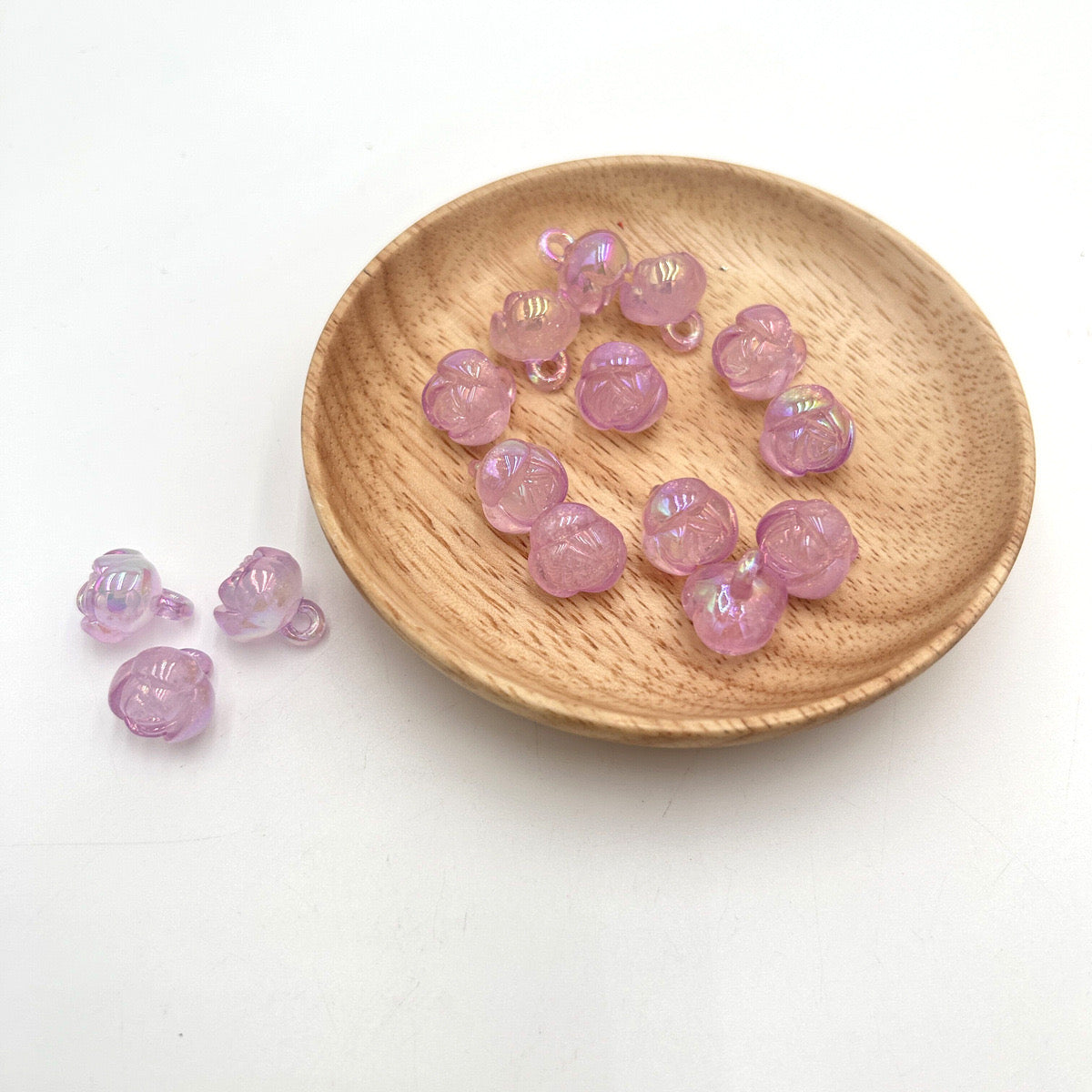 A.0739新着缶付き薔薇ビーズ 8色 夜光 14mm