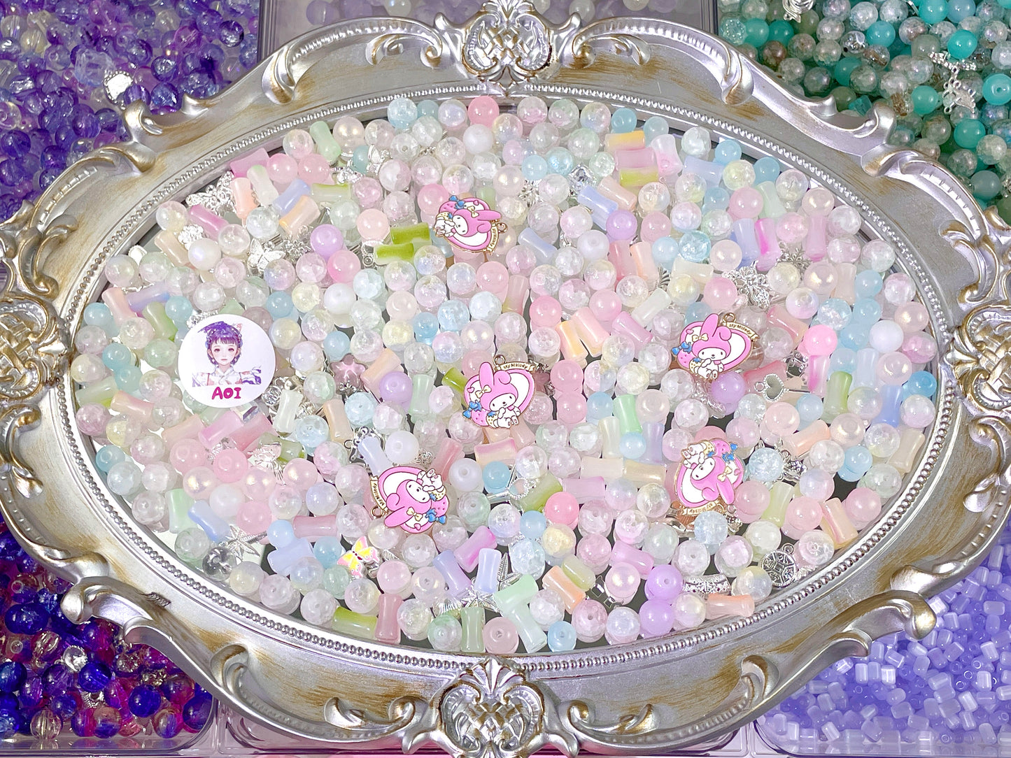 A.0584新作ビーズ:色とりどりの白