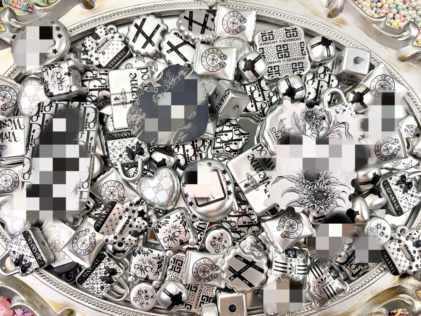 A.0059 新作シルバー加工ビーズ:マット系ロゴ