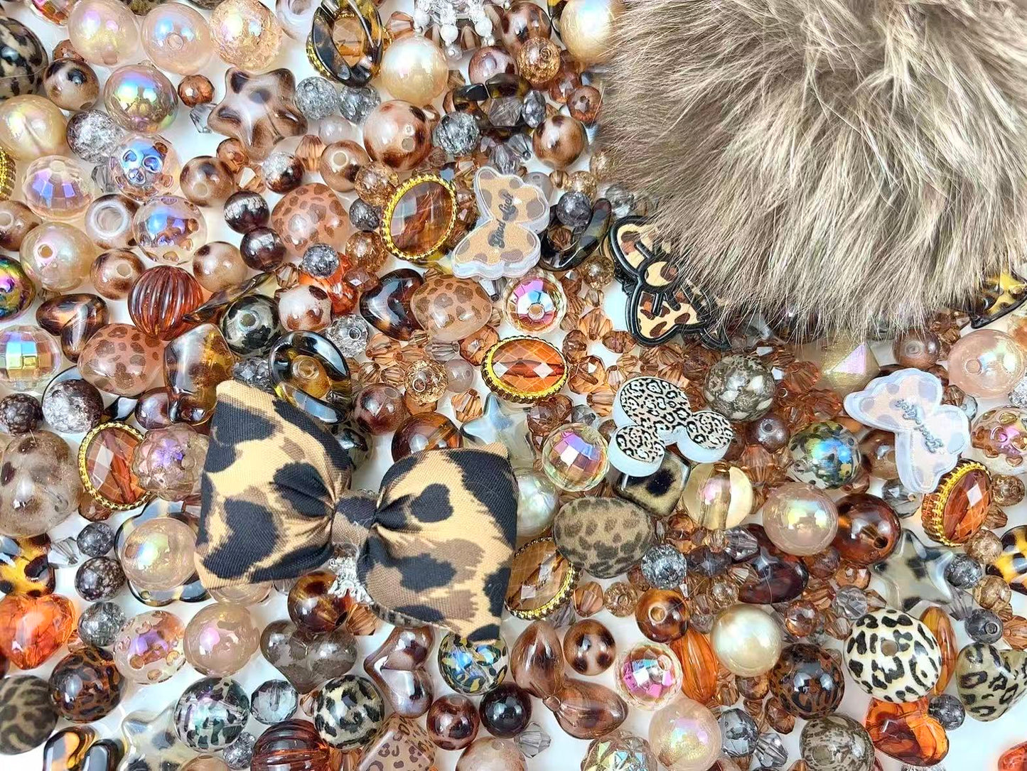 A.00001 903 新作ビーズ:ヒョウ柄お得