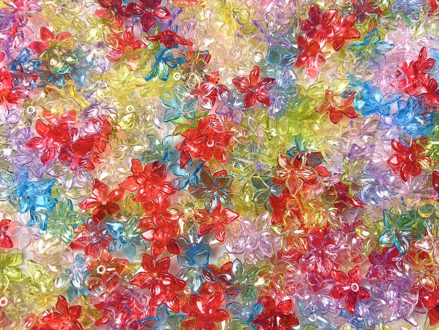 A.00001 786 新作ビーズ:お花 真ん中穴