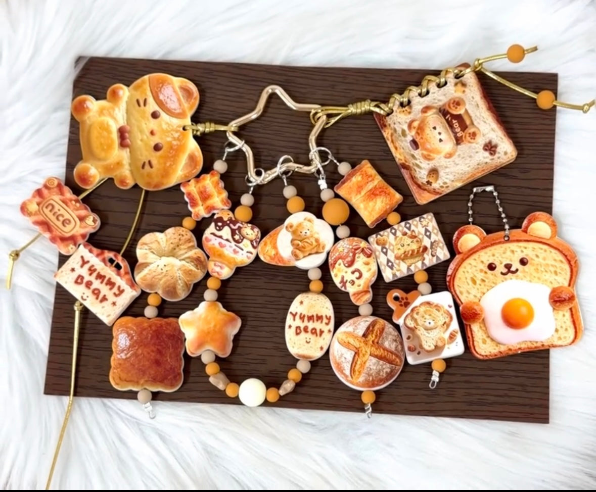 A.00001 648 新作ビーズ:パン🥐🍞