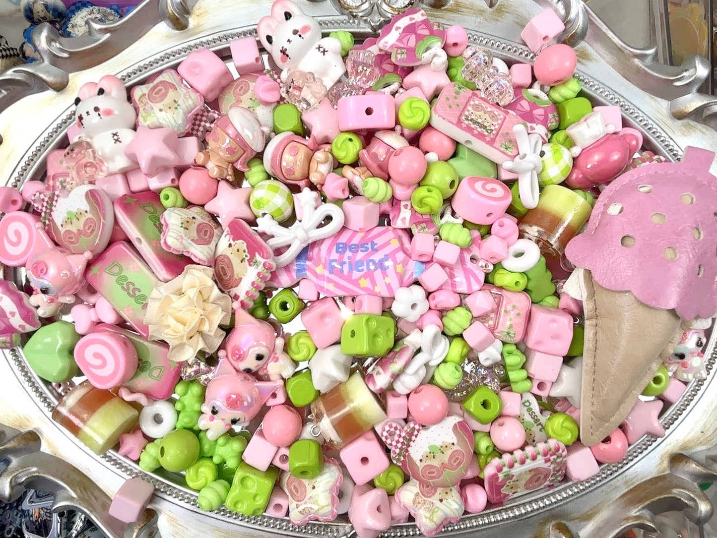 A.0001 新作ビーズ：チュリップ　お得