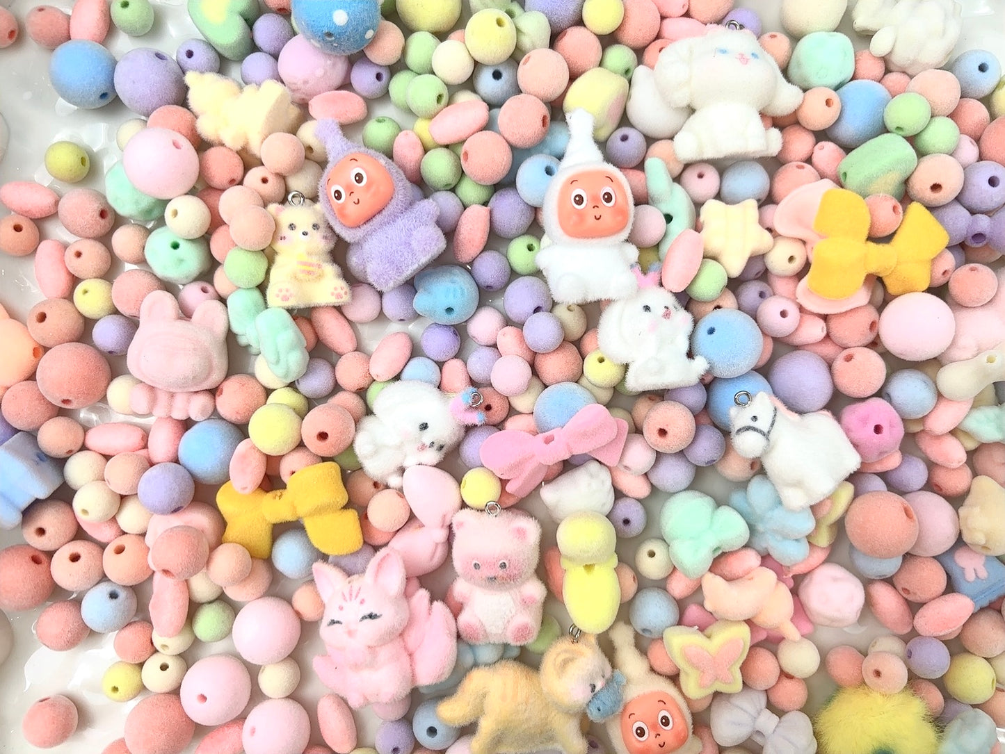 A.00001 940 新作ビーズ：もふもふビーズ　