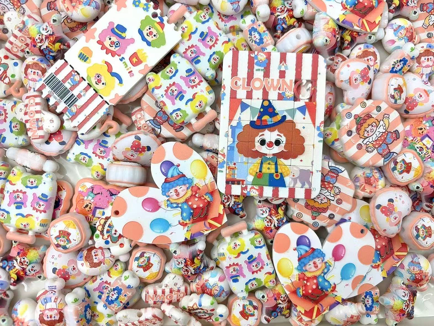 A.00001 915 新作浮彫ビーズ：ピエロ🤡ちゃん