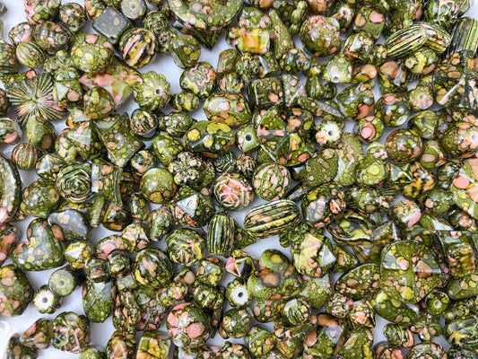 A.00001 879 新作アクリルビーズ：緑