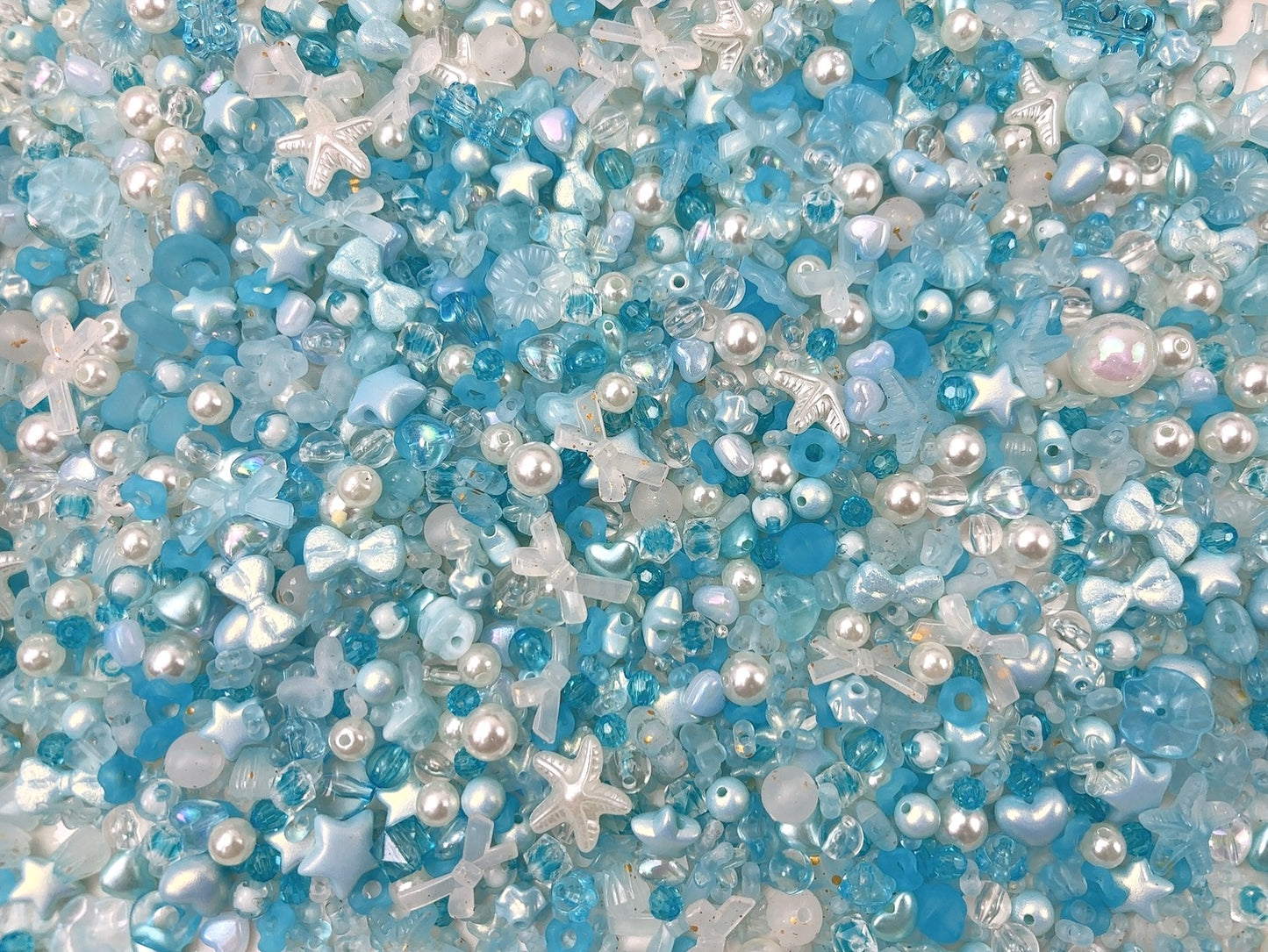 A.00001 861 新作ビーズ：チビブルー🩵