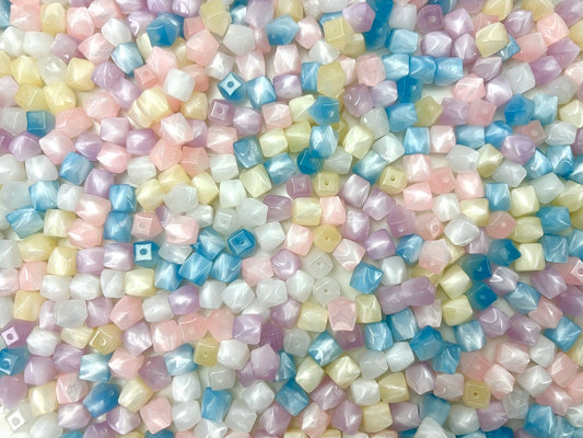 A.00001 825 新作樹脂ビーズ：八角ビーズ