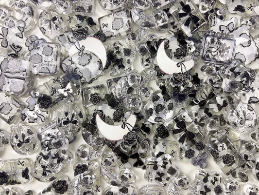 A.00001 811 新作透明ビーズ：黒薔薇