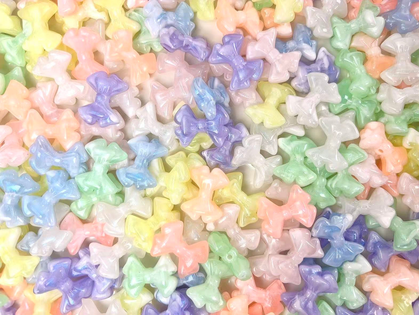 A.00001 775 新作ビーズ：クリームリボン🎀